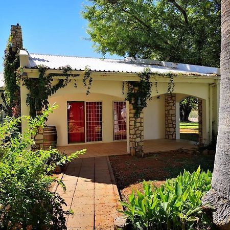 Kalahari Farmhouse, Namibia مارينتل المظهر الخارجي الصورة