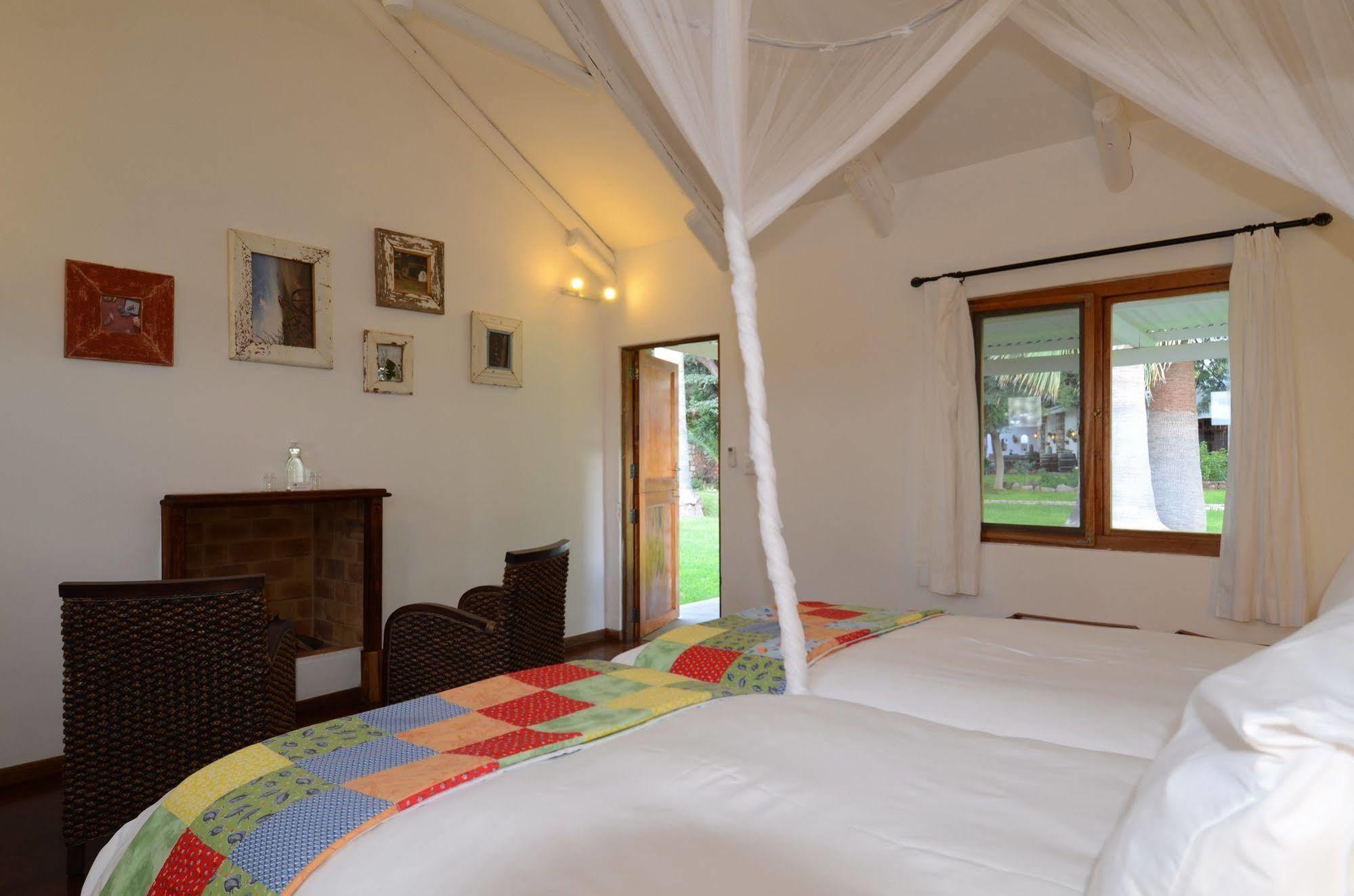 Kalahari Farmhouse, Namibia مارينتل المظهر الخارجي الصورة